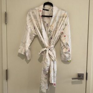 Floral robe